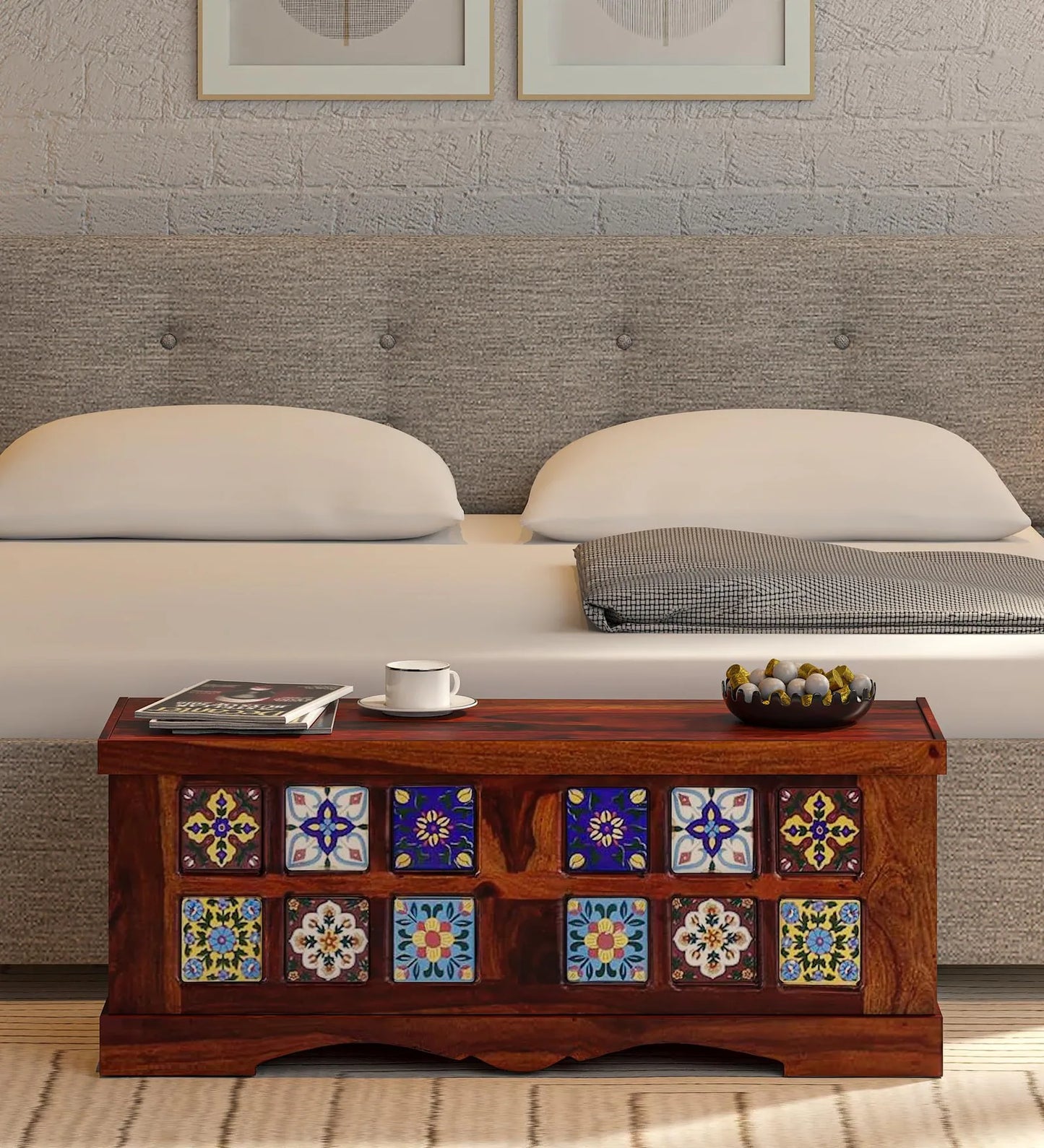 Sheesham Wood Trunk in Honey Oak Finish